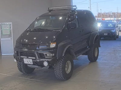 Mitsubishi DELICA