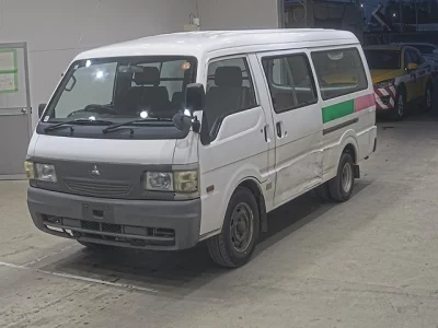 Mitsubishi DELICA