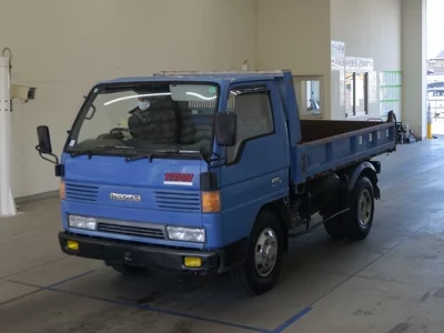 Mazda TITAN  с аукциона в Японии