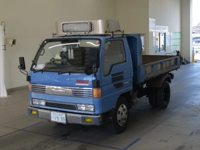 Mazda TITAN  с аукциона в Японии