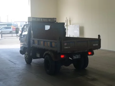 Mazda TITAN  с аукциона в Японии