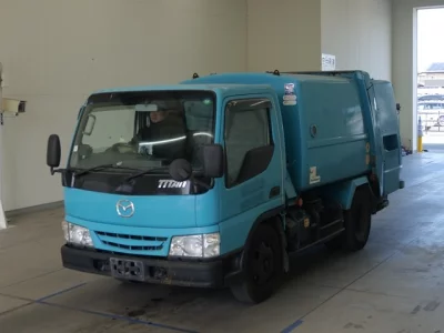 Mazda TITAN  с аукциона в Японии