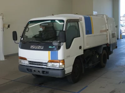 Isuzu ELF