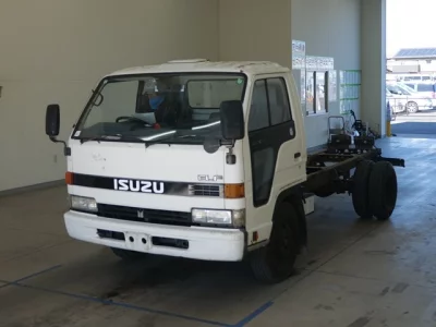 Isuzu ELF
