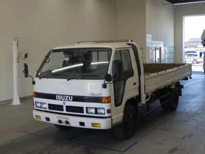 Isuzu ELF