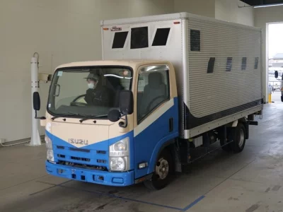 Isuzu ELF