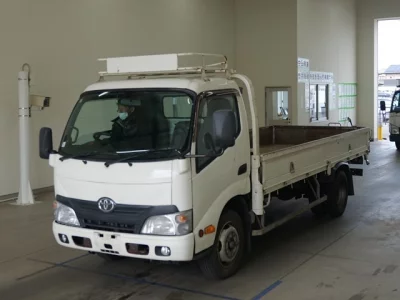 Hino DUTRO  с аукциона в Японии