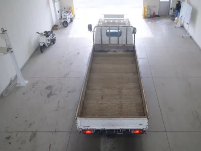 Hino DUTRO  с аукциона в Японии