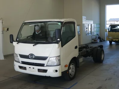 Hino DUTRO  с аукциона в Японии