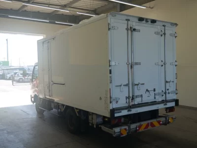 Hino DUTRO  с аукциона в Японии