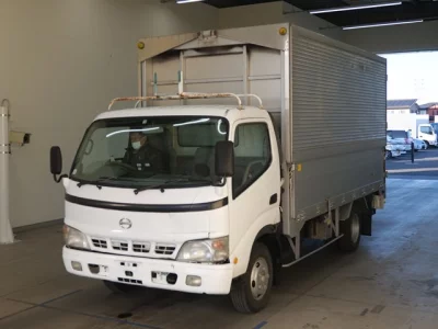 Hino DUTRO  с аукциона в Японии