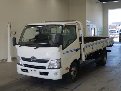 Hino DUTRO  с аукциона в Японии