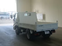 Hino DUTRO лот № 1711 оценка R  с аукциона в Японии 1