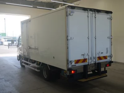 Hino DUTRO  с аукциона в Японии