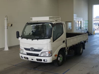 Hino DUTRO  с аукциона в Японии