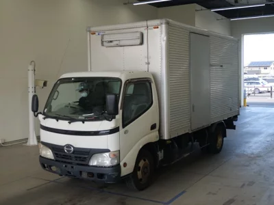 Hino DUTRO  с аукциона в Японии