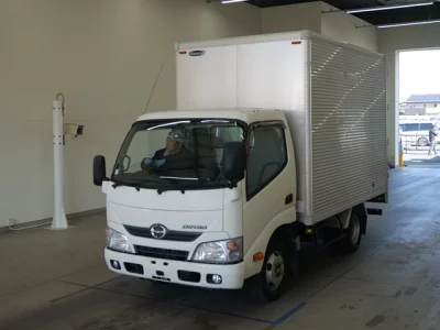 Hino DUTRO  с аукциона в Японии