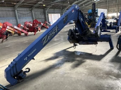 TADANO CRANE
