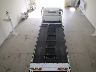 Toyota DYNA  с аукциона в Японии