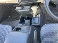 Toyota HIACE VAN лот № 20175 оценка 3.5  с аукциона в Японии 4