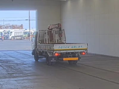 Toyota DYNA  с аукциона в Японии