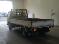 Toyota DYNA лот № 1774 оценка 3  с аукциона в Японии 1