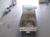 Toyota DYNA лот № 1856 оценка R  с аукциона в Японии 2