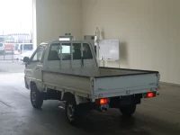 Toyota TOWN ACE TRUCK лот № 1808 оценка 3.5  с аукциона в Японии 1
