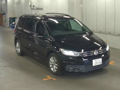 Volkswagen GOLF TOURAN