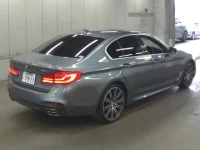 BMW 5-Series лот № 360 оценка 4.5  с аукциона в Японии 1