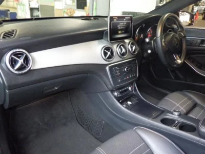 Mercedes-Benz CLA CLASS