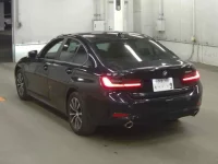 BMW 3-Series лот № 319 оценка 4  с аукциона в Японии 4