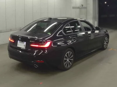 BMW 3-Series  с аукциона в Японии