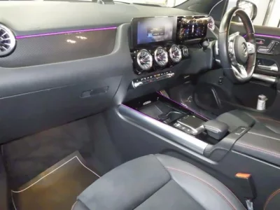 Mercedes-Benz GLA CLASS