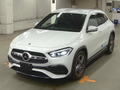 Mercedes-Benz GLA CLASS