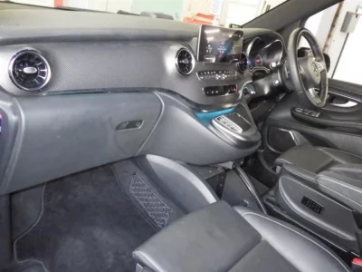 Mercedes-Benz V CLASS