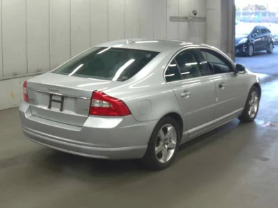 Volvo S80