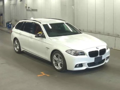 BMW 5-Series  с аукциона в Японии