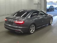 Audi A4 лот № 536 оценка 4.5  с аукциона в Японии 1