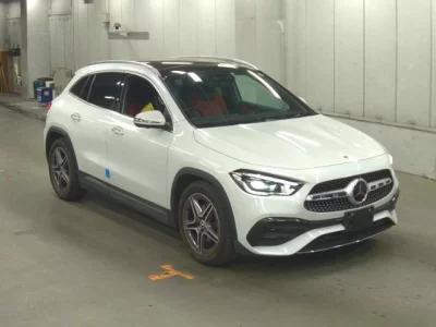 Mercedes-Benz GLA CLASS