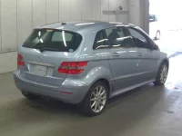 Mercedes-Benz B CLASS лот № 17 оценка 4  с аукциона в Японии 1