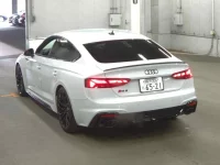 Audi RS5 лот № 597 оценка 4.5  с аукциона в Японии 4