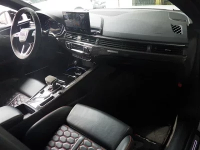 Audi RS5  с аукциона в Японии