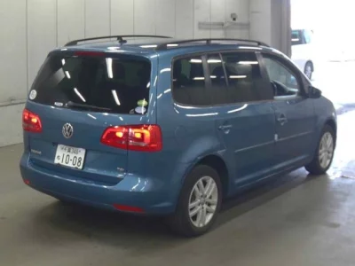 Volkswagen GOLF TOURAN