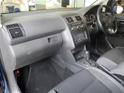 Volkswagen GOLF TOURAN