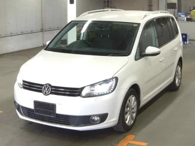 Volkswagen GOLF TOURAN