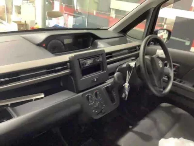 Suzuki WAGON R  с аукциона в Японии