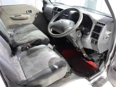 Mazda BONGO VAN  с аукциона в Японии