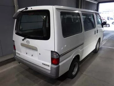 Mazda BONGO VAN  с аукциона в Японии