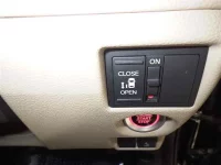 Honda N BOX лот № 3008 оценка 3.5  с аукциона в Японии 4